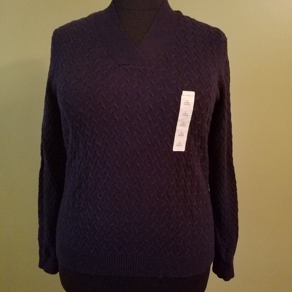 Studio Works V-neck sweater